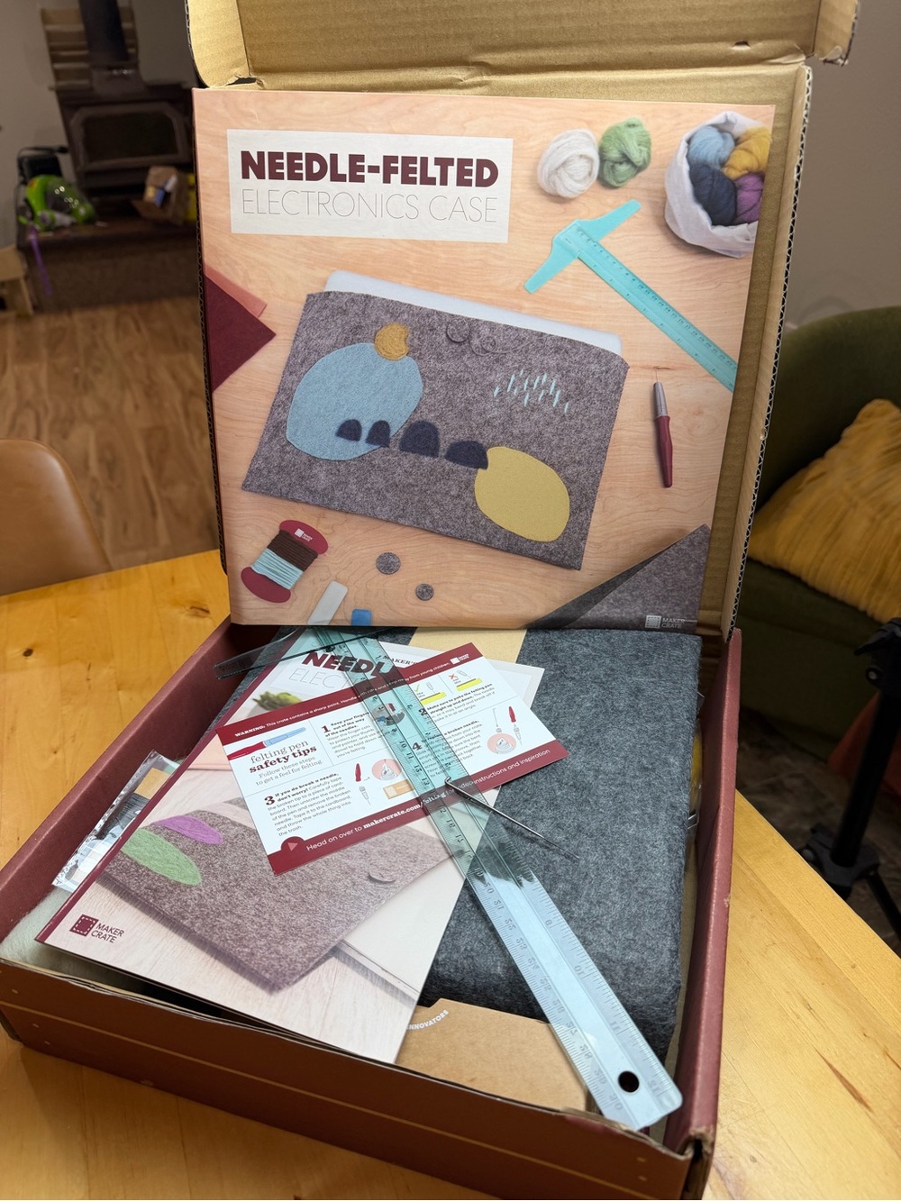 Kiwico Maker Crate Needle Felted Electronics Case Brand New open box